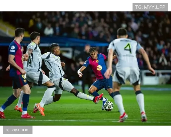 皇马巴萨巅峰对决引爆西甲，球迷热议焦点之战